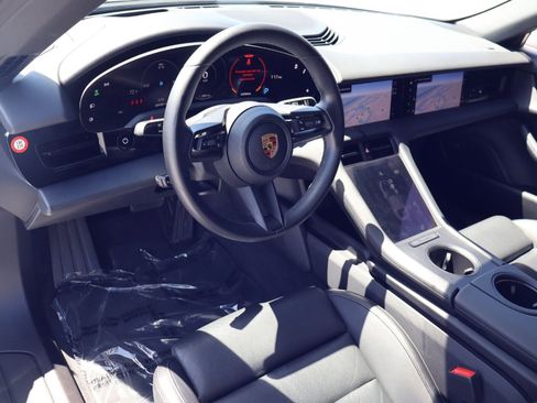 Certified 2023 Porsche Taycan w/ Premium Package image 4