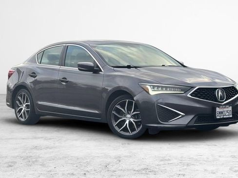 Used 2019 Acura ILX w/ Premium Package image 2