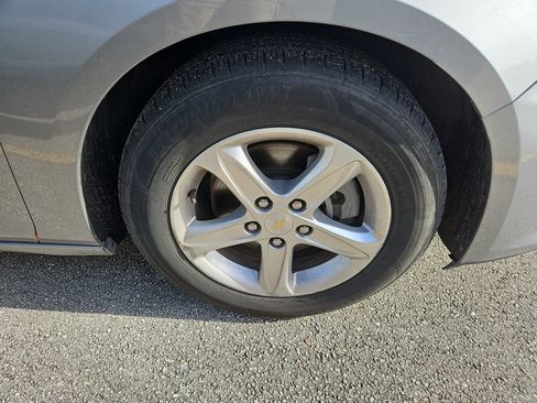 Used 2024 Chevrolet Malibu LT image 6