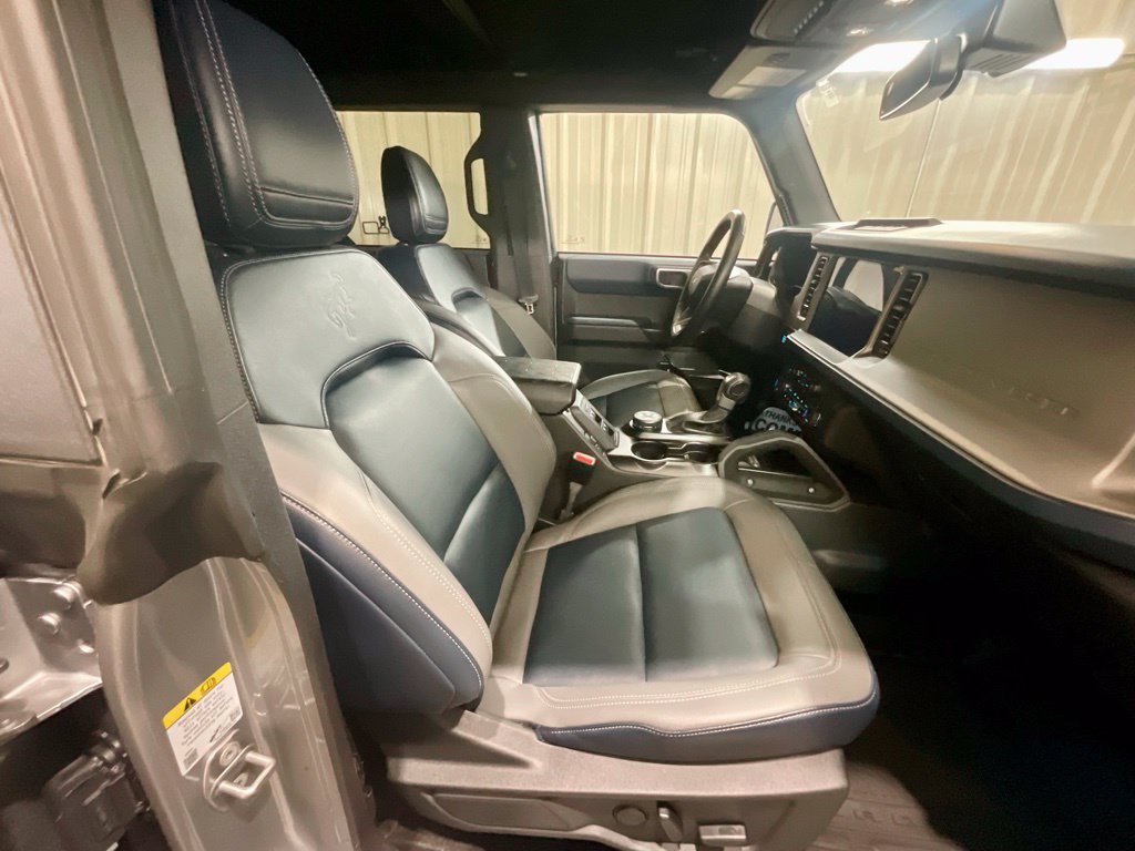 Used 2024 Ford Bronco Outer Banks AWD/4WD image 13