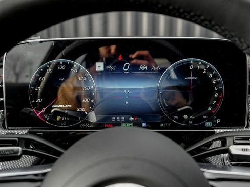 New 2026 Mercedes-Benz E 53 AMG e 4MATIC Sedan image 15