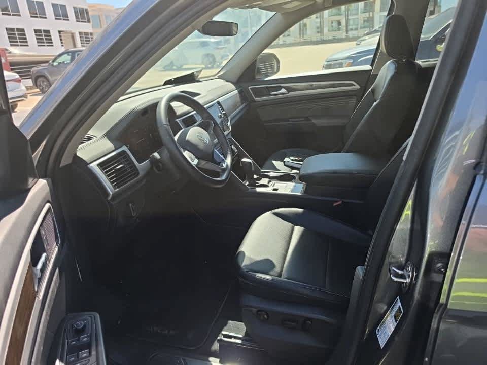 Used 2023 Volkswagen Atlas SE FWD image 13