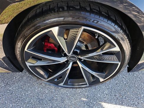 Used 2021 Audi RS 7 4.0T w/ Carbon Optic Package image 29