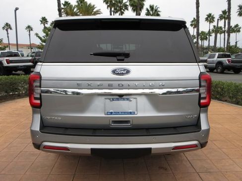 Certified 2023 Ford Expedition Max Limited image 3