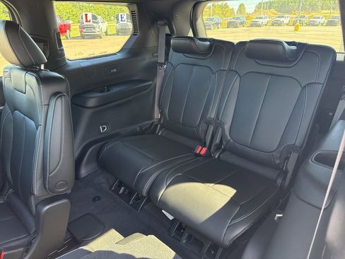 New 2025 Jeep Grand Cherokee L Limited image 17