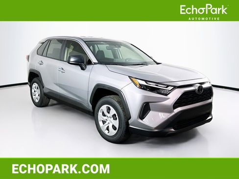 Used 2025 Toyota RAV4 LE image 1