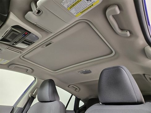 New 2025 Subaru Crosstrek 2.0i Premium image 9