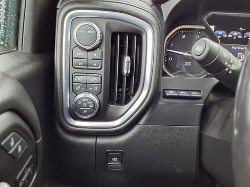 Used 2021 GMC Sierra 2500 Denali w/ Denali Black Diamond Edition AWD/4WD image 29