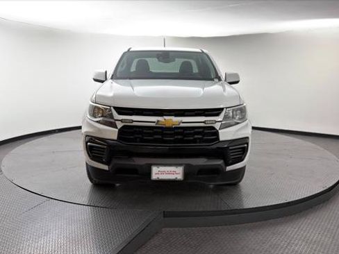 Used 2022 Chevrolet Colorado LT w/ Fleet Safety Package RWD image 13