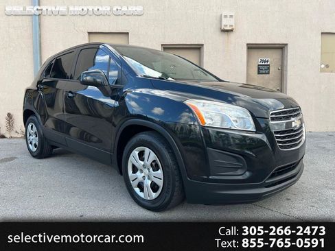 Used 2016 Chevrolet Trax LS FWD image 1