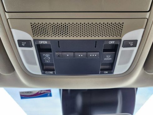 Used 2020 Acura MDX SH-AWD image 25