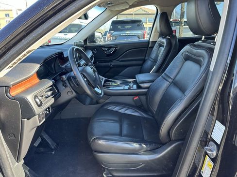 Used 2023 Lincoln Aviator Reserve image 12