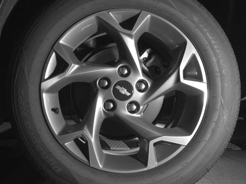 Used 2025 Chevrolet Trax LT FWD image 17