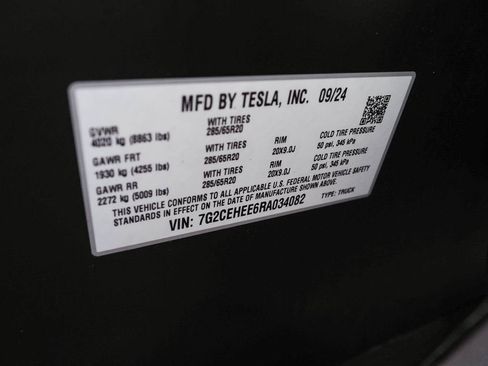 Used 2024 Tesla Cybertruck Cyberbeast AWD/4WD image 34
