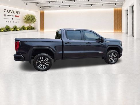 Used 2022 GMC Sierra 1500 AT4 w/ AT4 Preferred Package AWD/4WD image 15