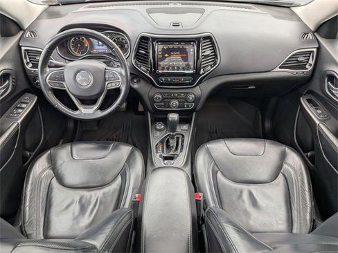 Used 2019 Jeep Cherokee Limited w/ Technology Group image 29