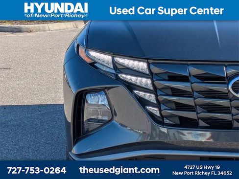 Certified 2023 Hyundai Tucson SE image 9