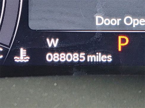 Used 2020 Acura RDX w/ Technology Package image 32