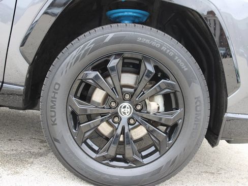 Used 2022 Toyota RAV4 XSE image 29