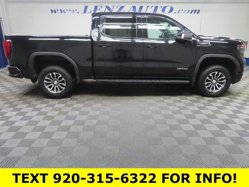 Used 2022 GMC Sierra 1500 AT4 w/ AT4 Premium Package image 2