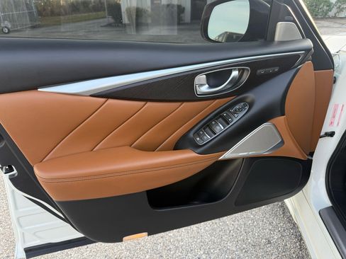 Used 2024 INFINITI Q50 Sensory image 18