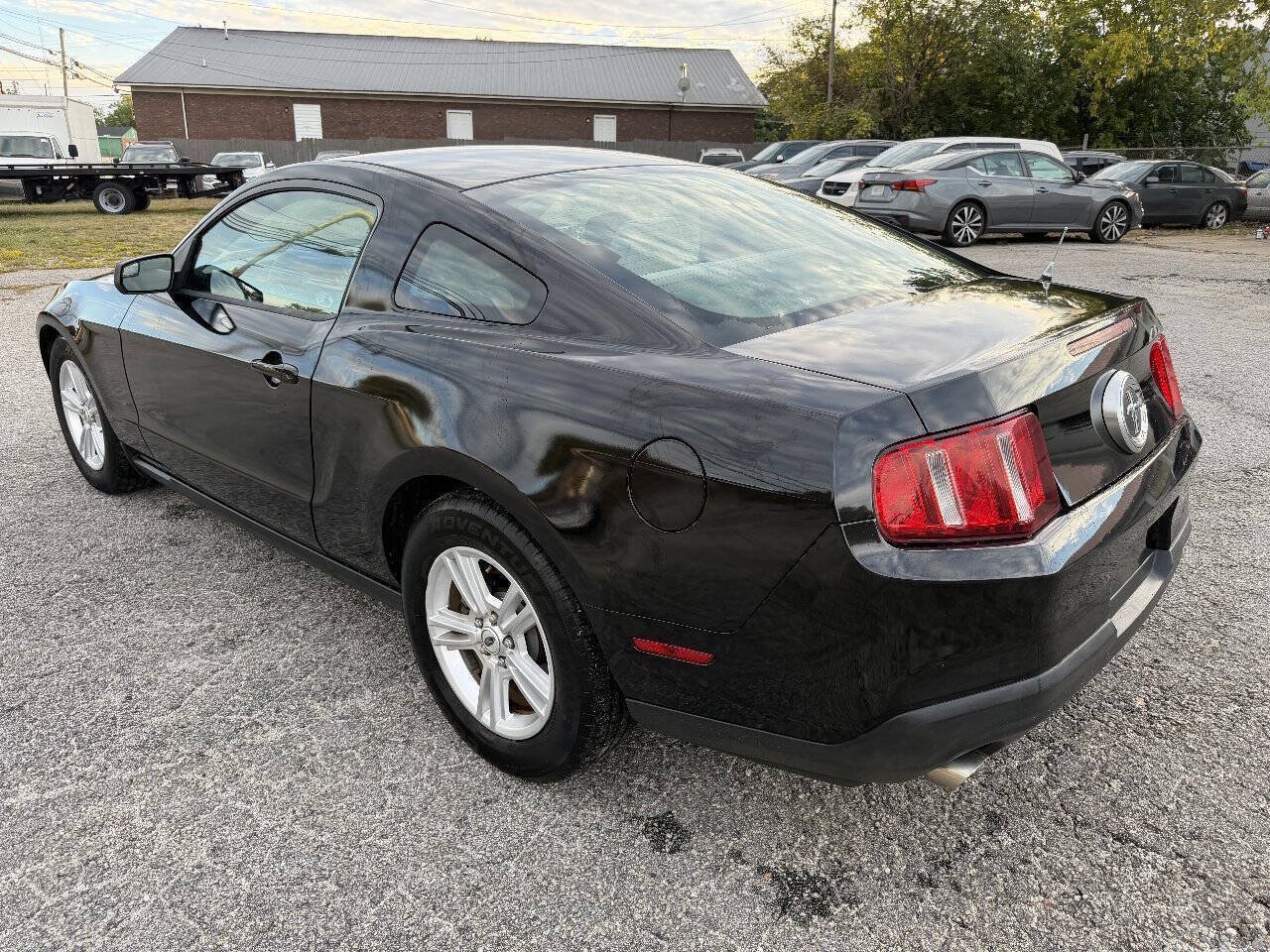 Used 2012 Ford Mustang Coupe RWD image 7