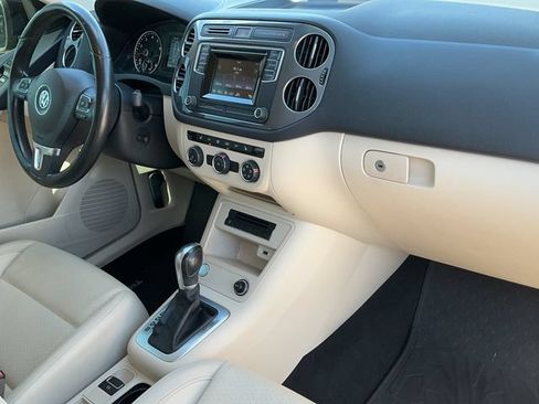 Used 2016 Volkswagen Tiguan S AWD/4WD image 18