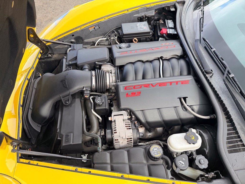 Used 2011 Chevrolet Corvette Grand Sport RWD image 31