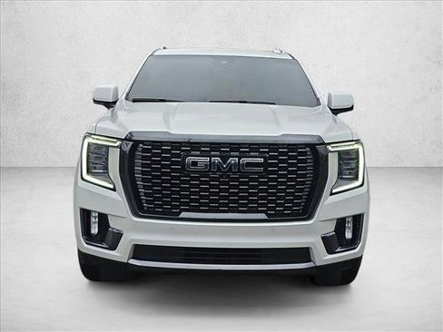 Used 2023 GMC Yukon XL Denali Ultimate image 2