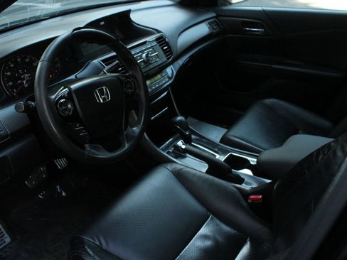 Used 2017 Honda Accord Sport Special Edition image 13