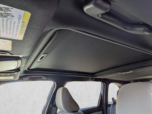 New 2026 Subaru Forester Premium image 21