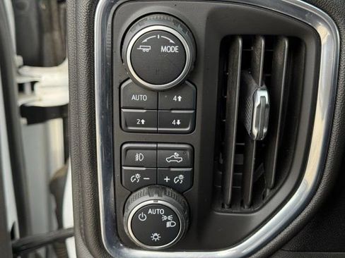 Used 2021 Chevrolet Silverado 1500 RST image 24