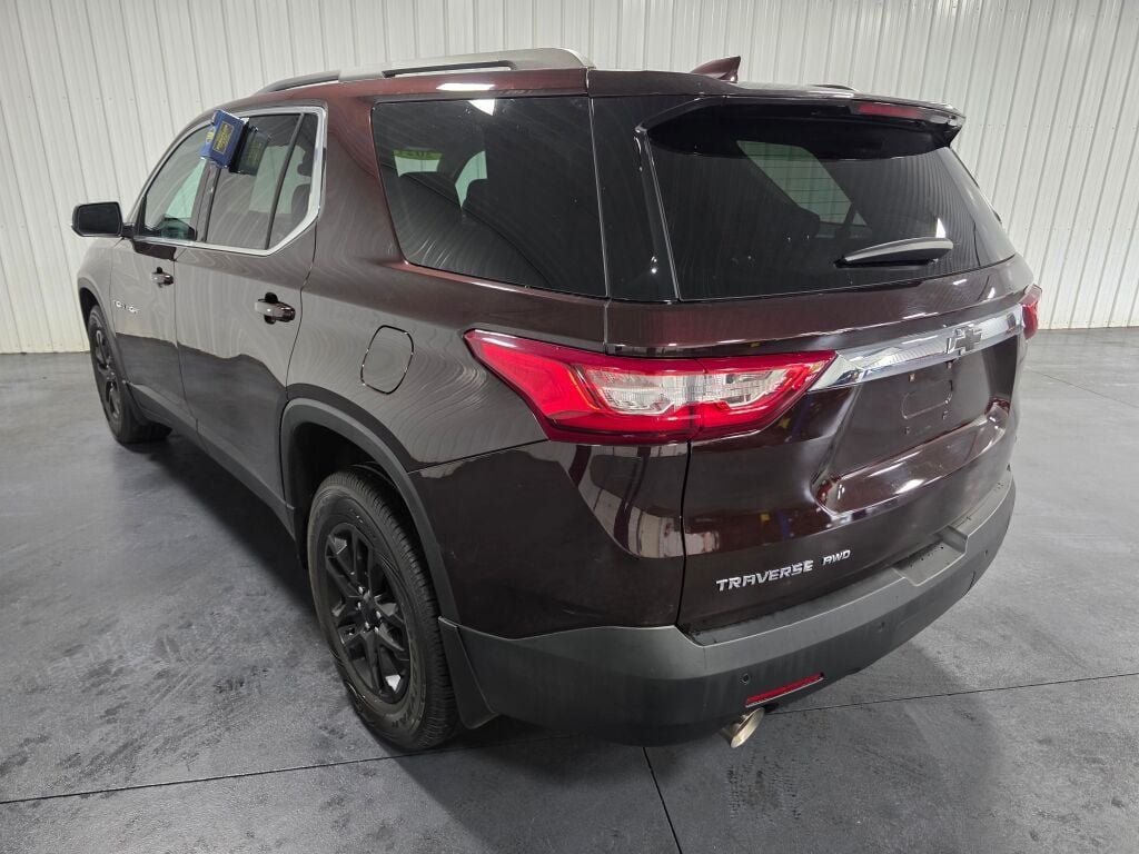 Used 2021 Chevrolet Traverse LT AWD/4WD image 3
