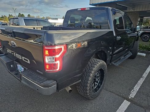 Used 2018 Ford F150 XLT image 3