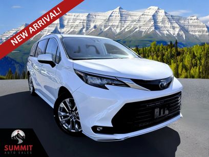 Used 2024 Toyota Sienna XLE w/ XLE Plus Package