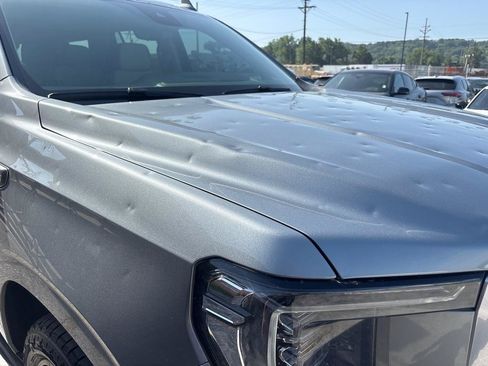 Used 2024 GMC Yukon Denali w/ Advanced Technology Package AWD/4WD image 6