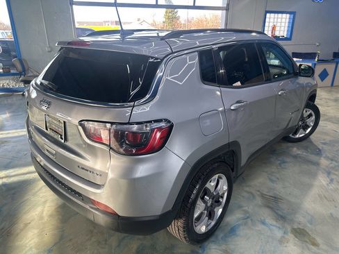 Used 2021 Jeep Compass Limited image 4