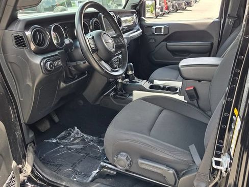 Used 2022 Jeep Wrangler Unlimited Sport AWD/4WD image 16