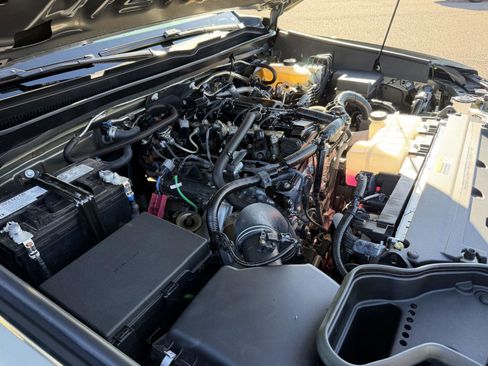 Certified 2025 Toyota Tacoma TRD Sport image 43