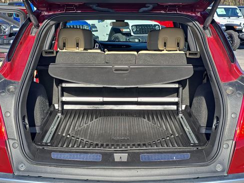 Used 2017 Cadillac XT5 Premium Luxury image 12