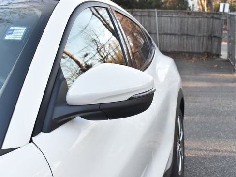 Used 2022 Ford Mustang Mach-E Select image 15