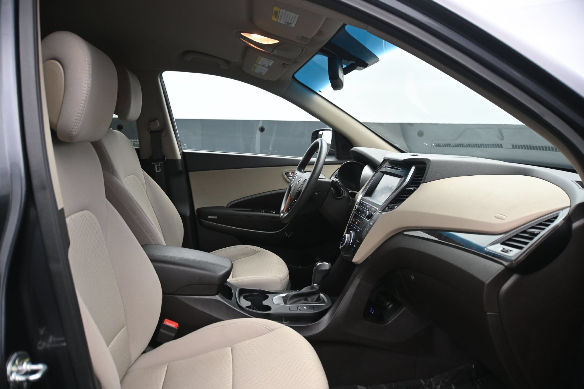Used 2018 Hyundai Santa Fe Sport w/ 2.4L Value Package 02 FWD image 13