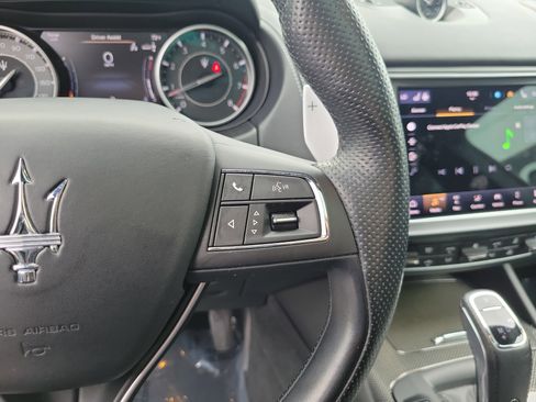 Used 2023 Maserati Levante GT image 24