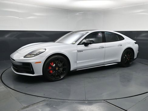 New 2026 Porsche Panamera 4S AWD/4WD image 1