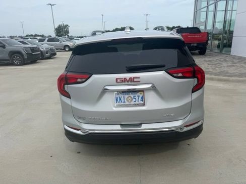 Used 2019 GMC Terrain SLT AWD/4WD image 4