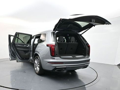 Used 2023 Cadillac XT6 Premium Luxury image 52