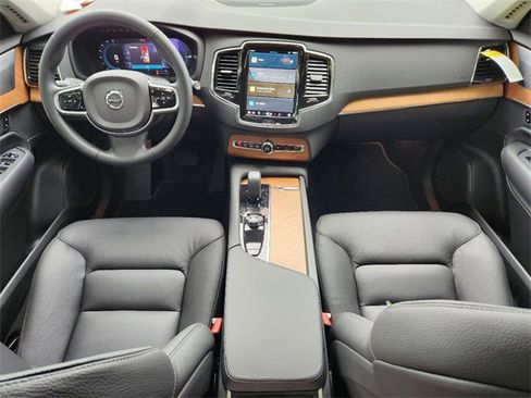 Used 2025 Volvo XC90 T8 Plus w/ Protection Package Premier image 30
