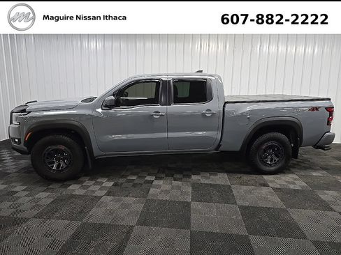 Used 2025 Nissan Frontier PRO-4X AWD/4WD image 6
