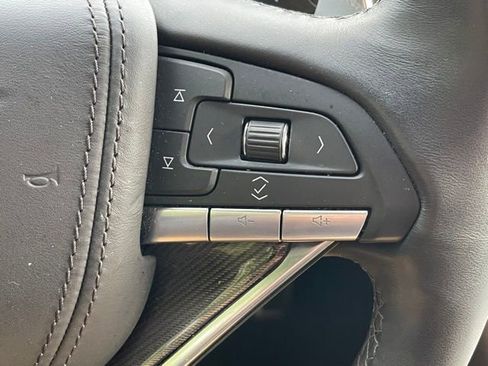 Used 2024 Cadillac XT6 Sport w/ Platinum Package image 7