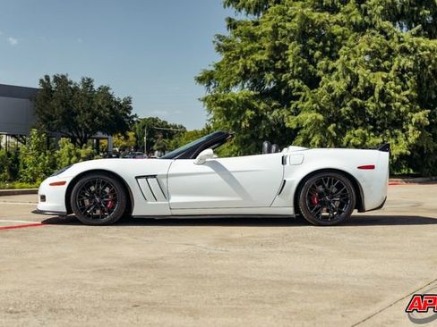 Used 2010 Chevrolet Corvette Grand Sport w/ Preferred Equipment Group image 14